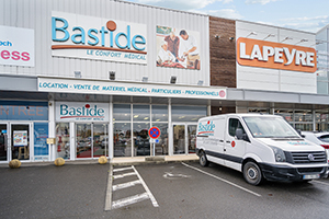 Bastide le Confort Medical avranches livraison enseigne magasin façade